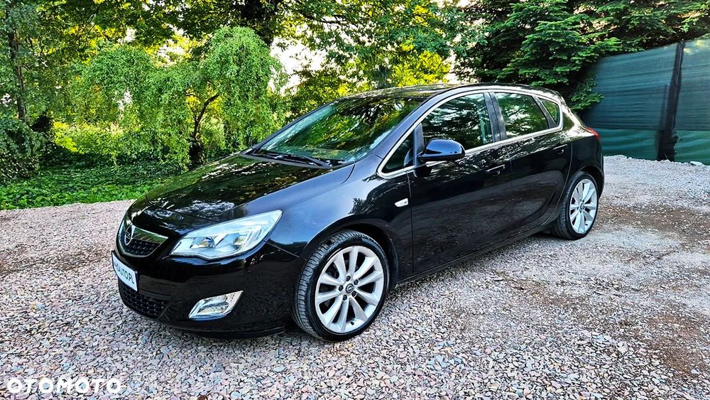 Opel Astra 1.6 Turbo Edition - 24