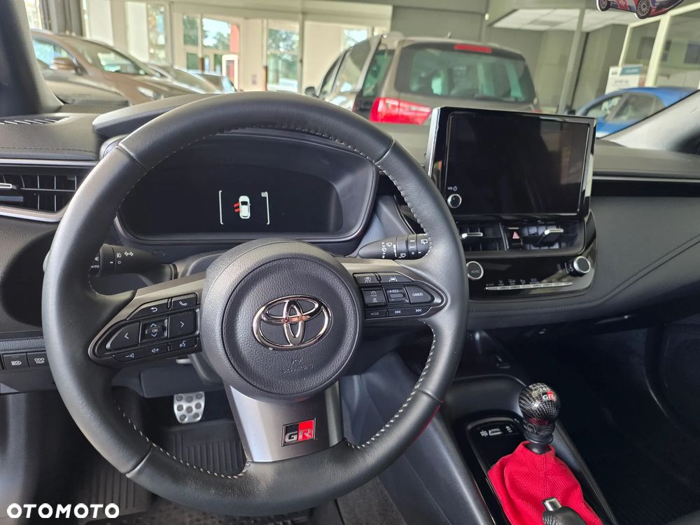 Toyota GR Corolla - 9
