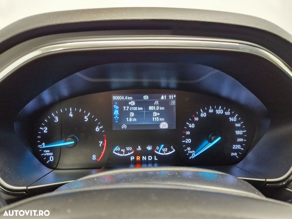 Ford Focus 1.0 EcoBoost Titanium - 4