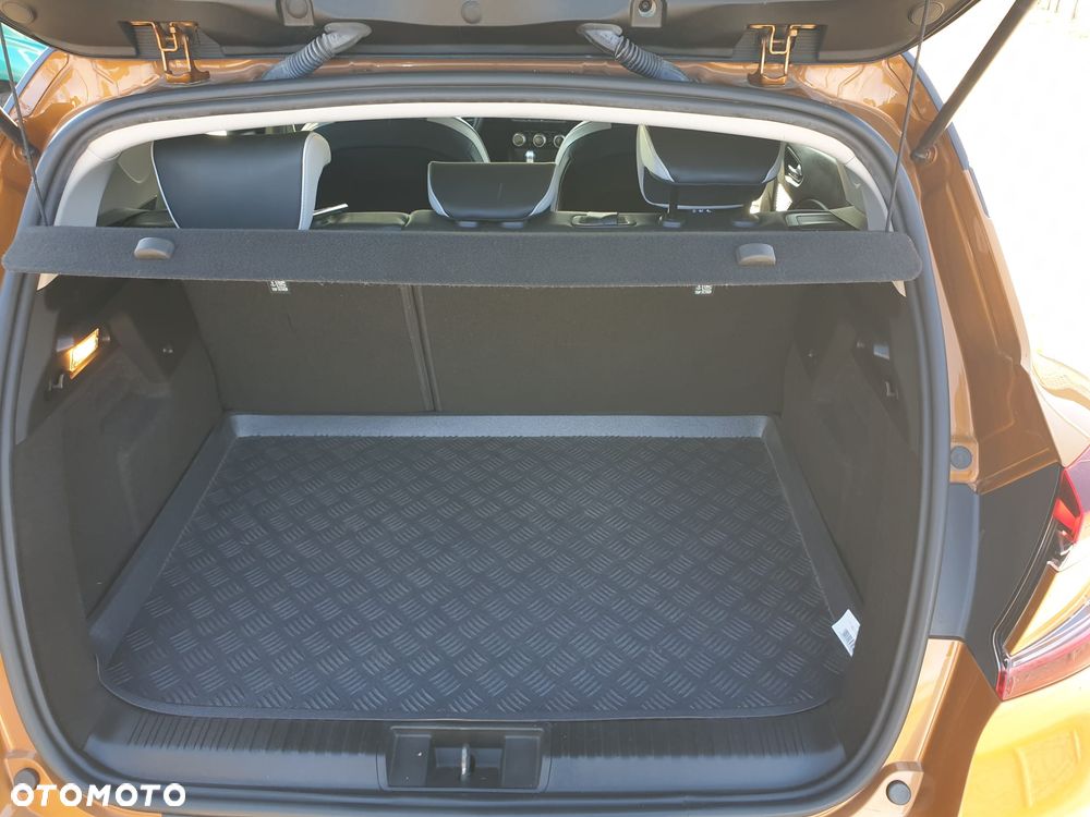 Renault Captur - 13