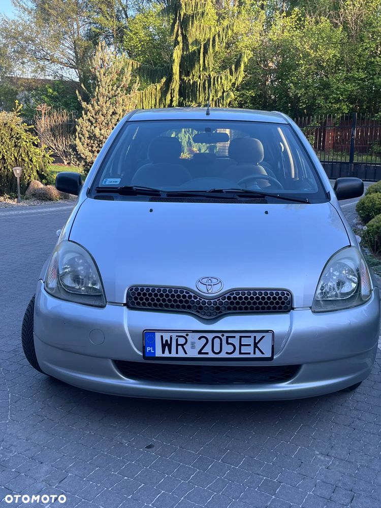 Toyota Yaris 1.3 Luna - 2