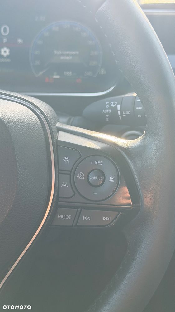 Toyota Corolla 1.8 Hybrid Executive - 21