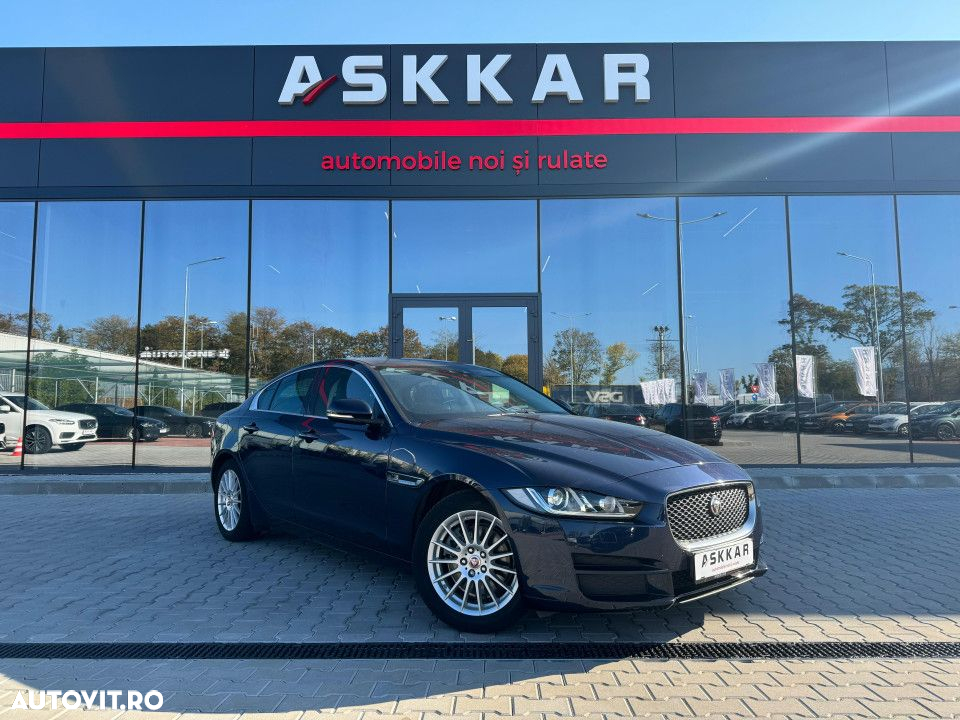 Jaguar XE 20d Aut. Prestige - 3
