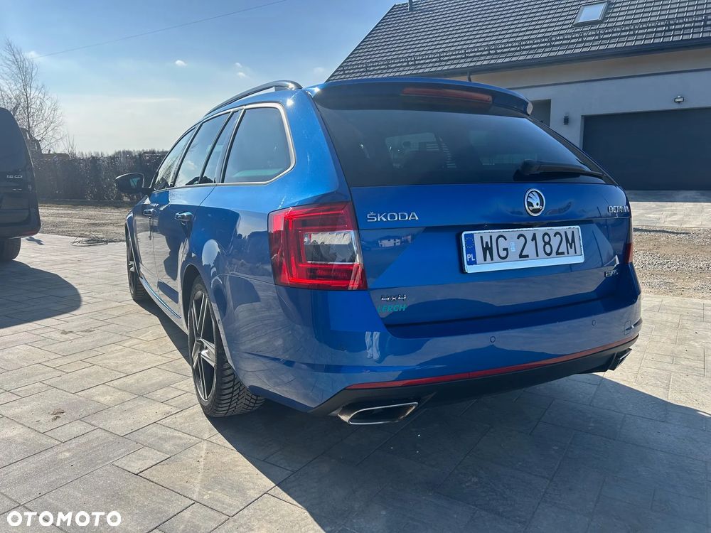 Skoda Octavia 2.0 TDI (Green tec) 4x4 DSG RS - 5