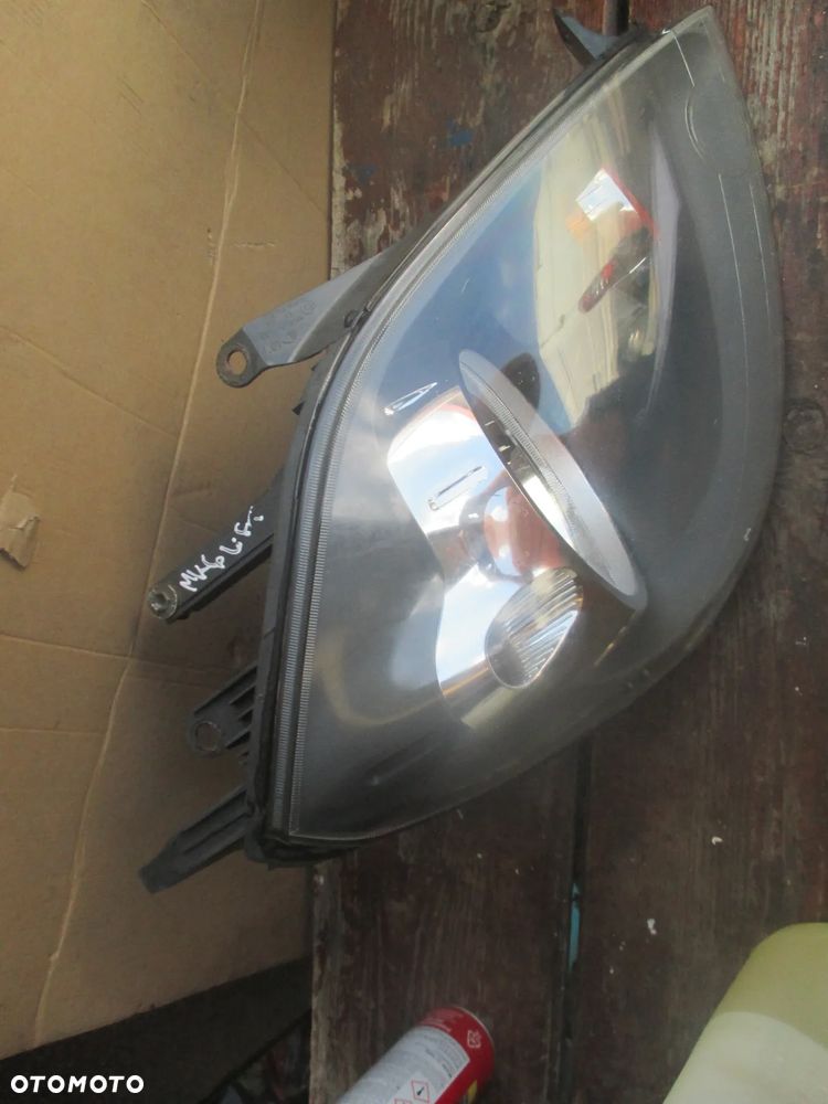 Lampa Fiesta MK6 lift AL Europa - 7