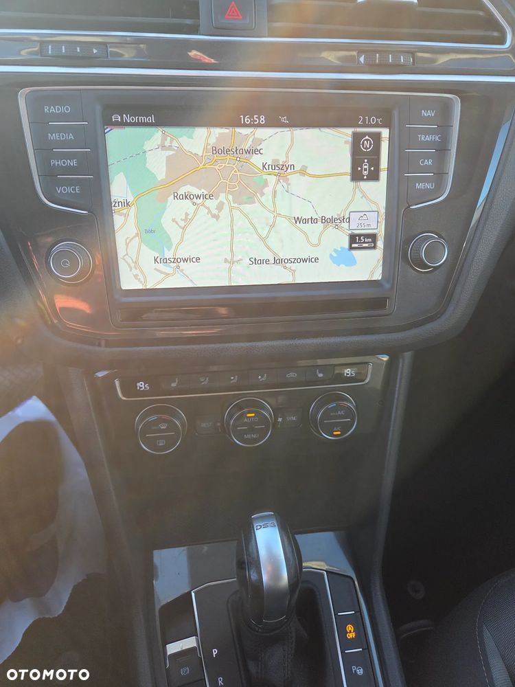 Volkswagen Tiguan - 13