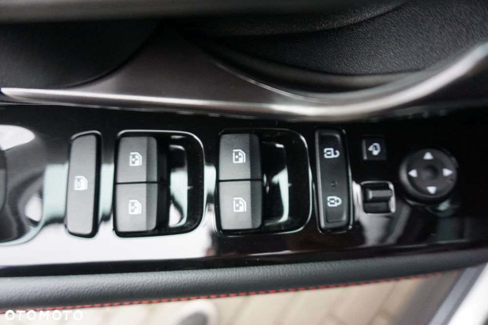 Hyundai Tucson 1.6 T-GDi HEV N Line 4WD - 28