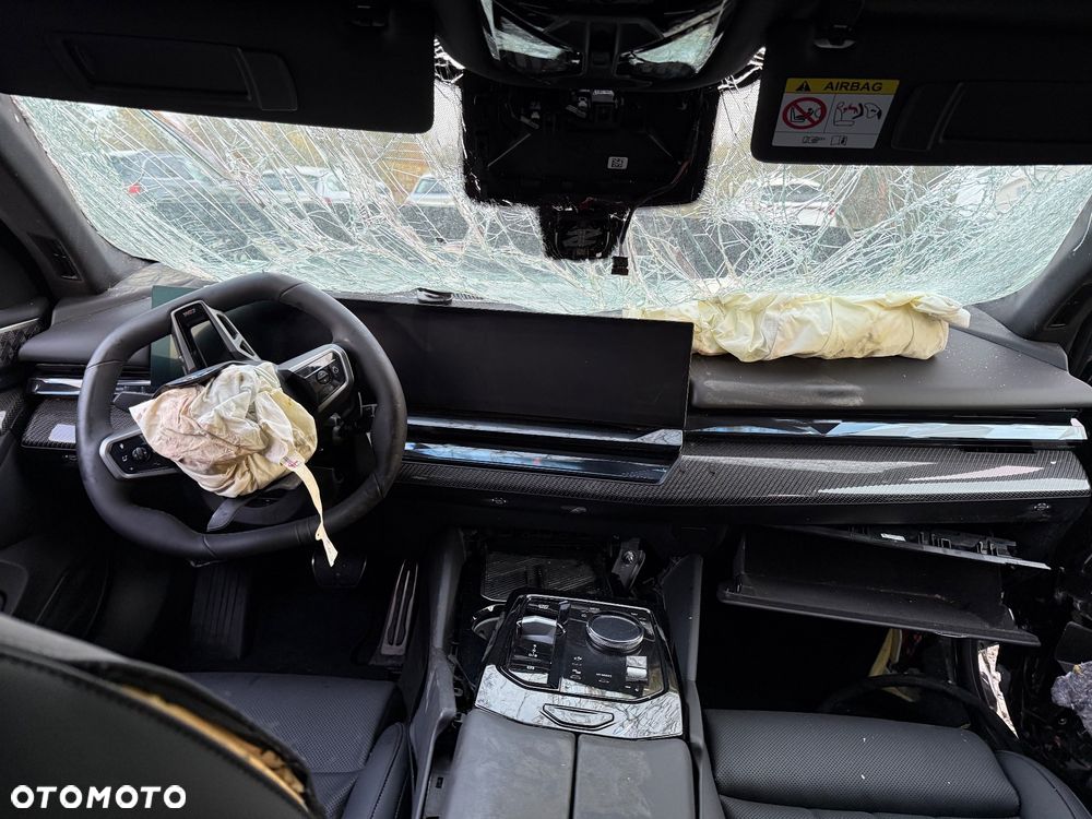 BMW i5 83.9kWh xDrive40 M Sport Edition - 22