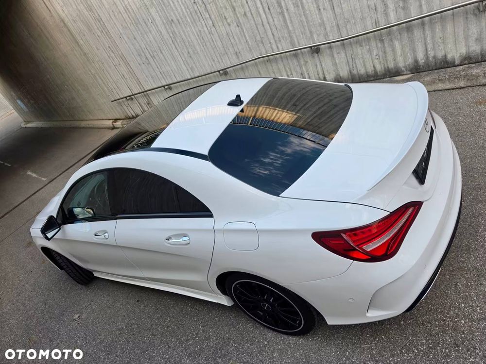 Mercedes-Benz CLA 220 4Matic 7G-DCT AMG Line - 5