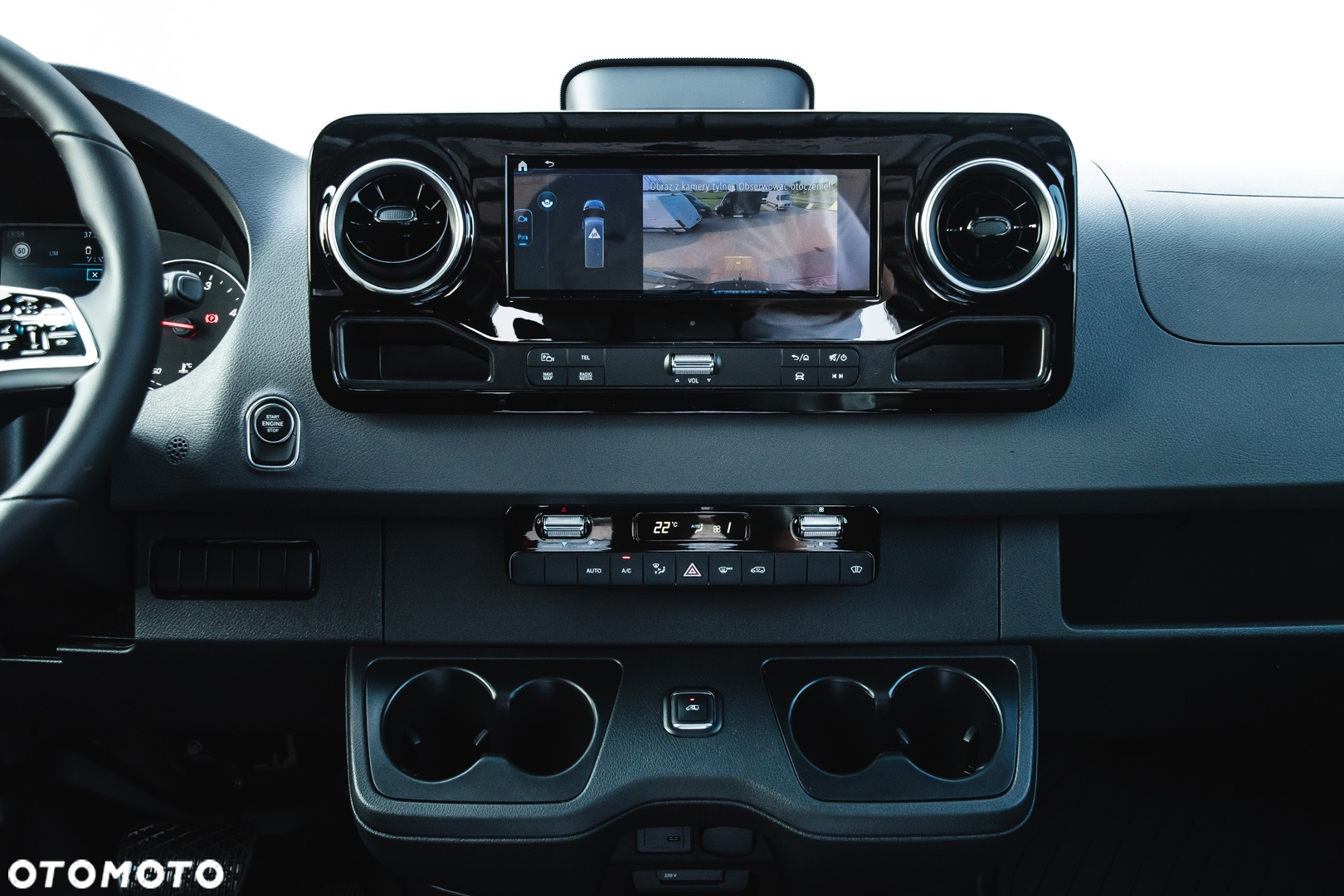 Mercedes-Benz Sprinter - 13
