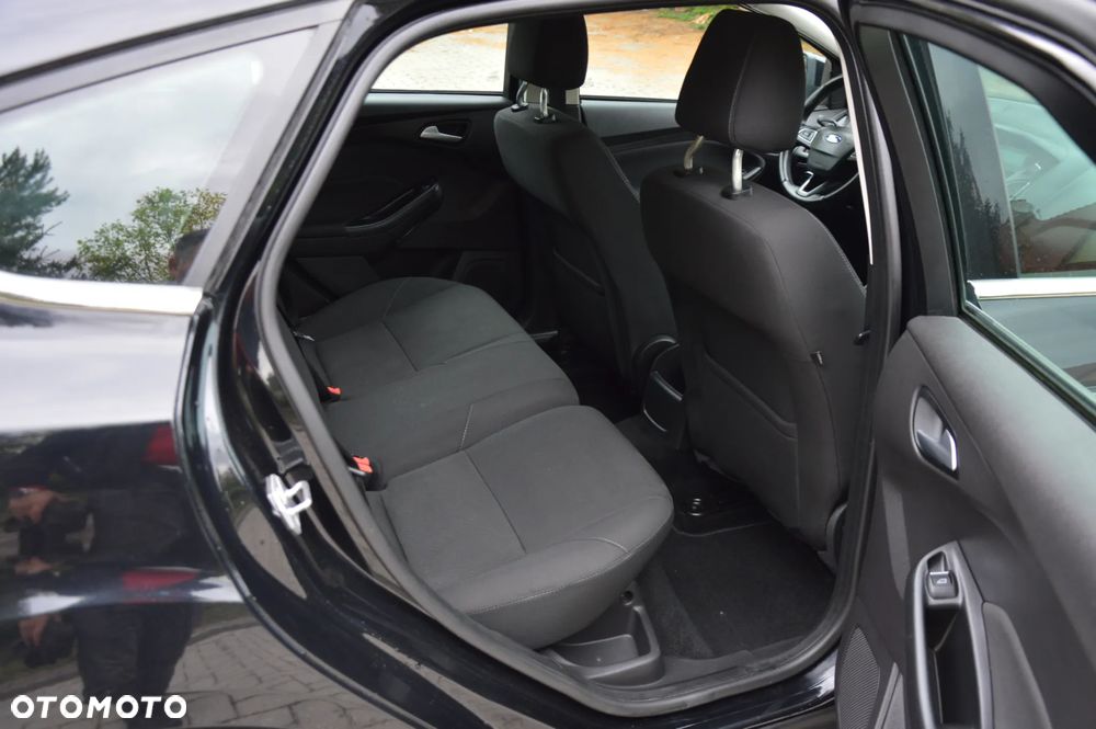 Ford Focus 1.6 TI-VCT Titanium - 19