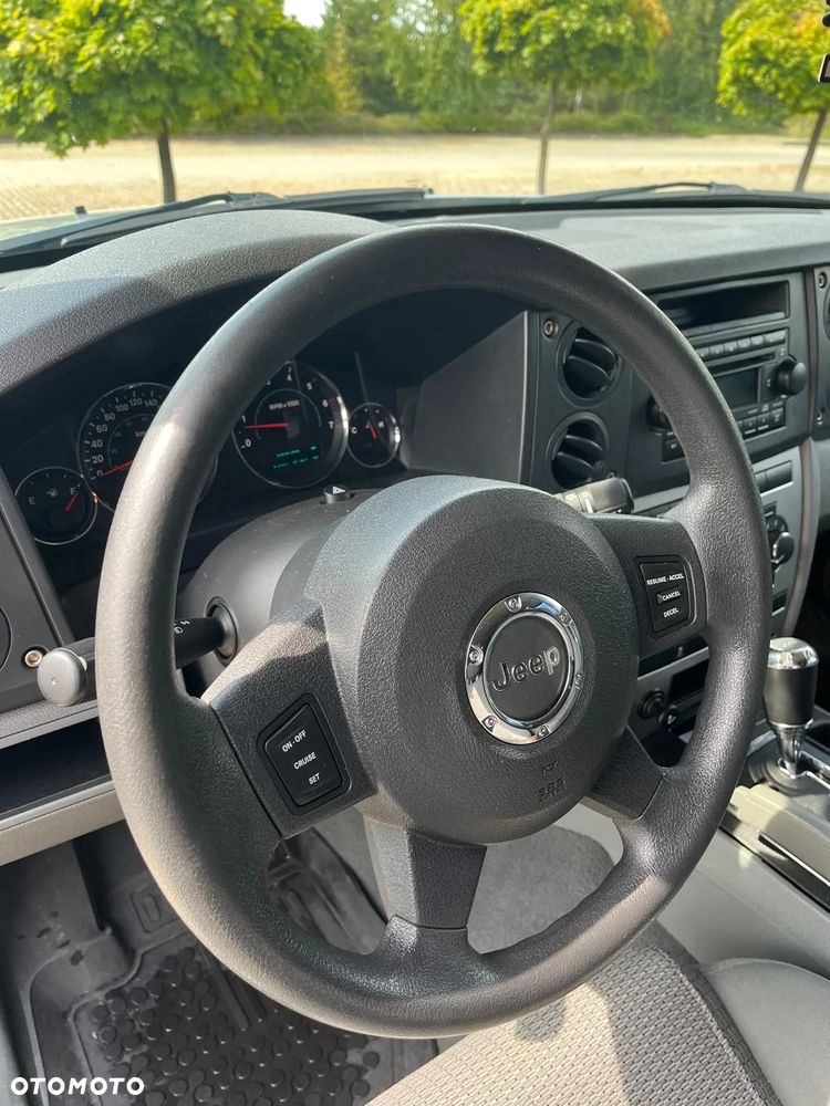 Jeep Commander 3.0 CRD DPF Automatik - 18