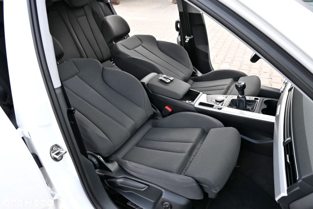 Audi A4 Avant 2.0 TDI Quattro Sport - 31