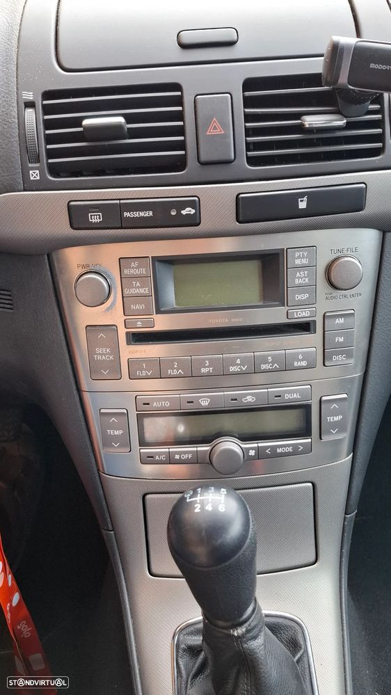 Toyota Avensis SW 2.0 D-4D - 8