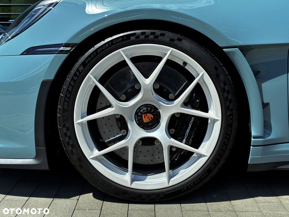 Porsche 911 - 12