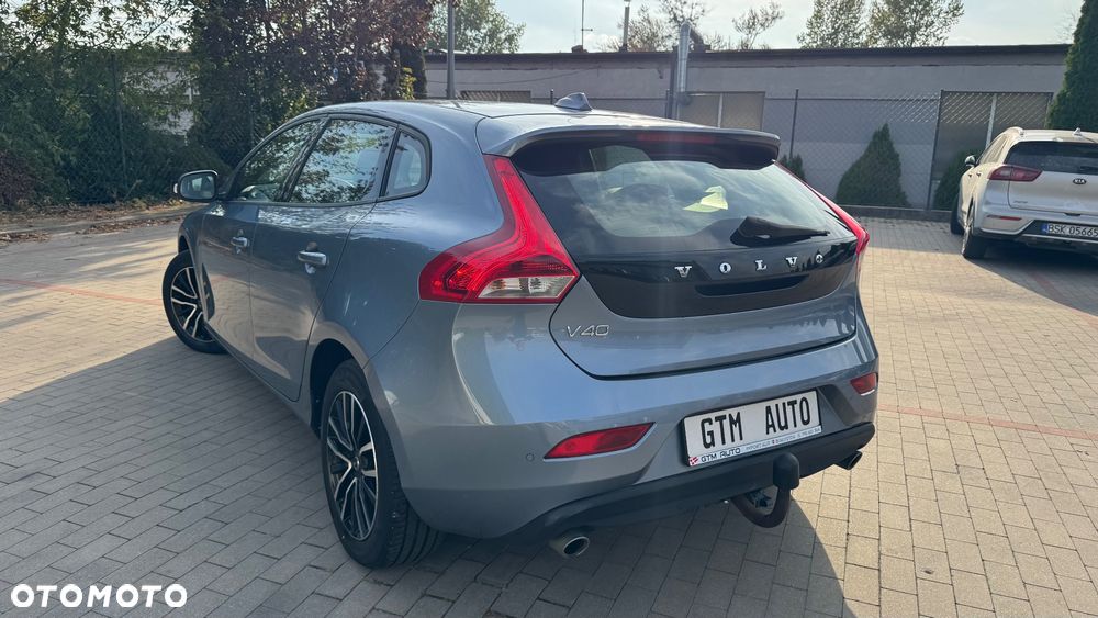 Volvo V40 T3 - 10