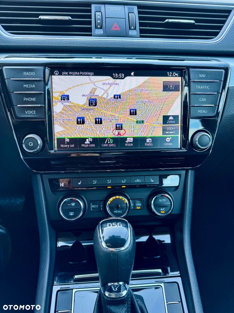 Skoda Superb 2.0 TDI Ambition DSG - 26