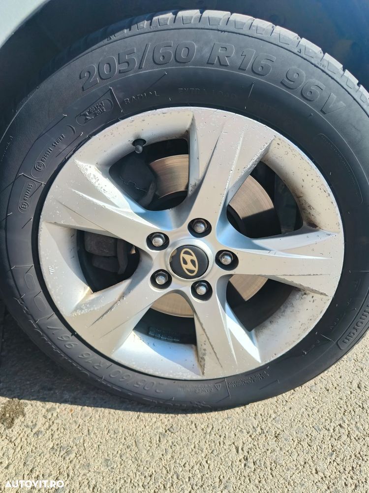 Hyundai i40 i40cw 1.7 CRDi Style - 16