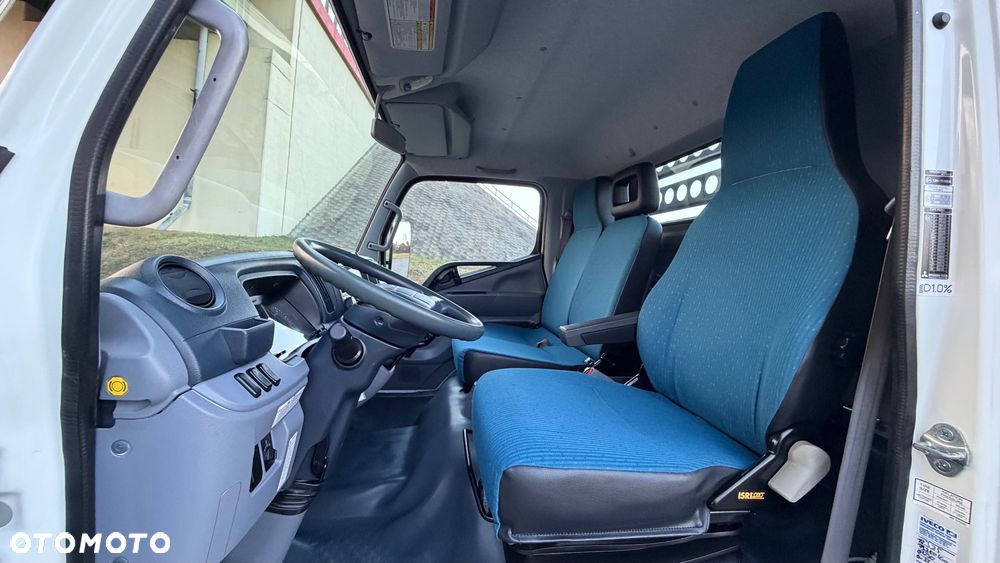 Mitsubishi Fuso - 8