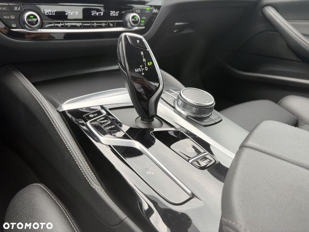 BMW Seria 5 - 16