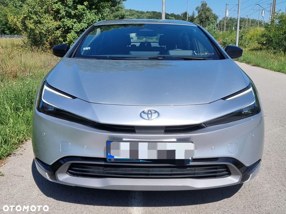 Toyota Prius Hybrid Advanced - 8