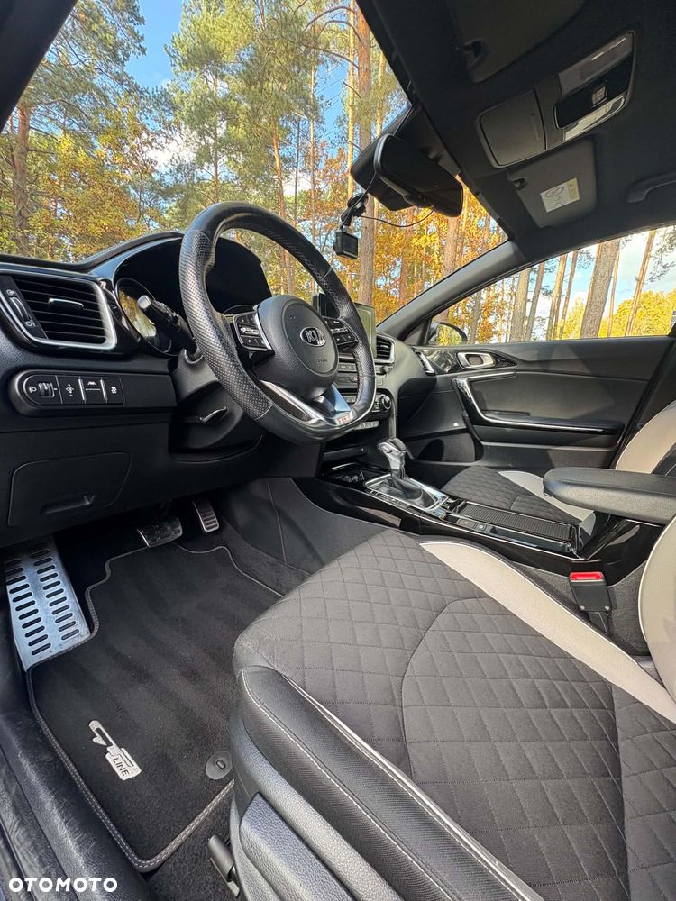 Kia ProCeed 1.4 T-GDI GT Line DCT - 17