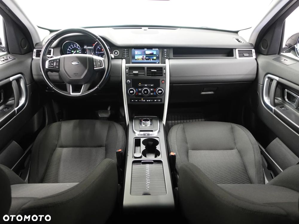 Land Rover Discovery Sport - 25