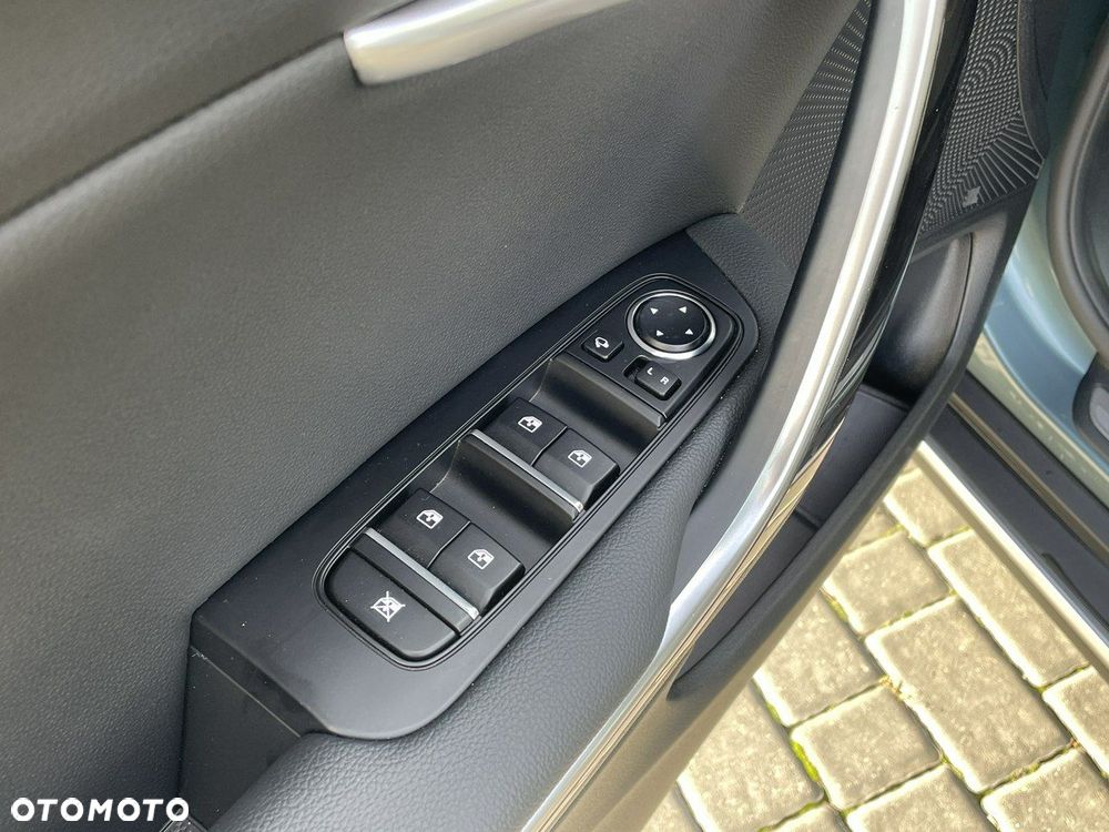 Kia XCeed 1.5 T-GDI Business Line DCT - 11