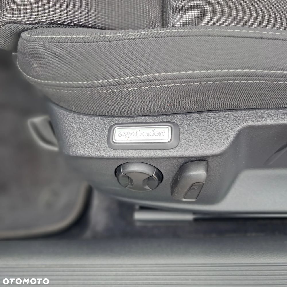 Volkswagen Passat 2.0 TDI BMT Comfortline DSG7 - 20