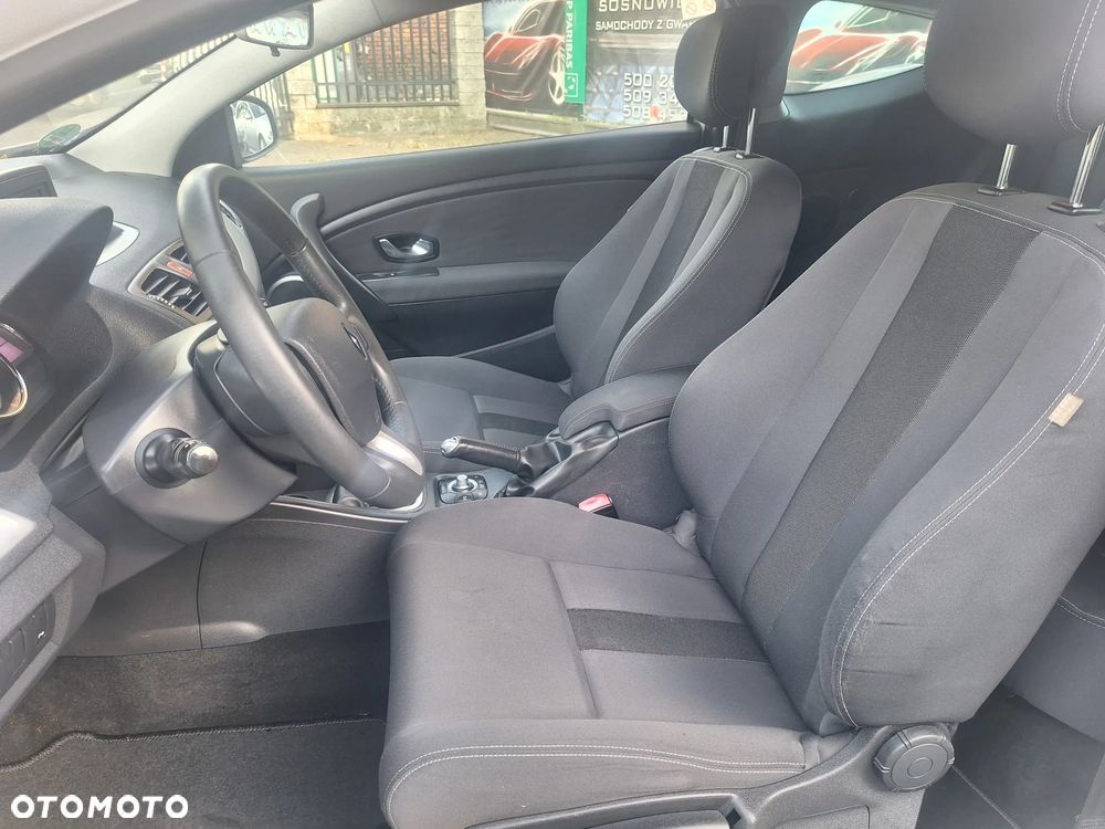 Renault Megane 2.0 dCi Dynamique - 11