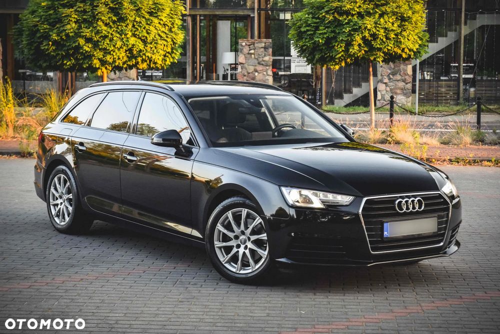 Audi A4 Avant 2.0 TDI S tronic - 1