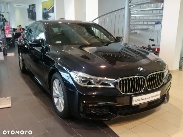 BMW Seria 7 740d xDrive - 24