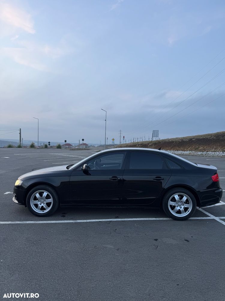 Audi A4 2.0 TDI Multitronic Avant - 3