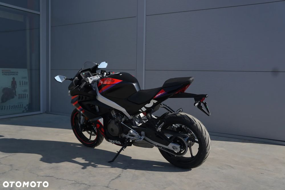 Aprilia RS - 16