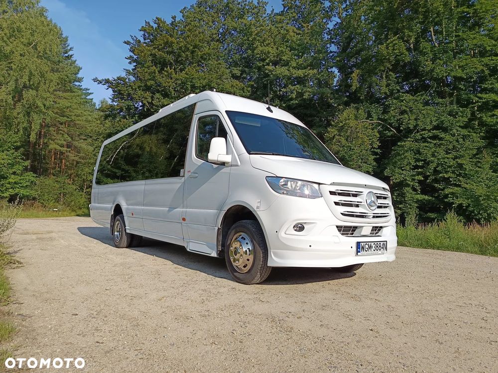 Mercedes-Benz Sprinter 517 - 1