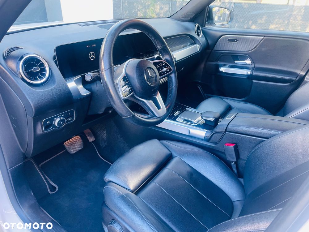 Mercedes-Benz GLB 180 d Progressive 8G-DCT - 14