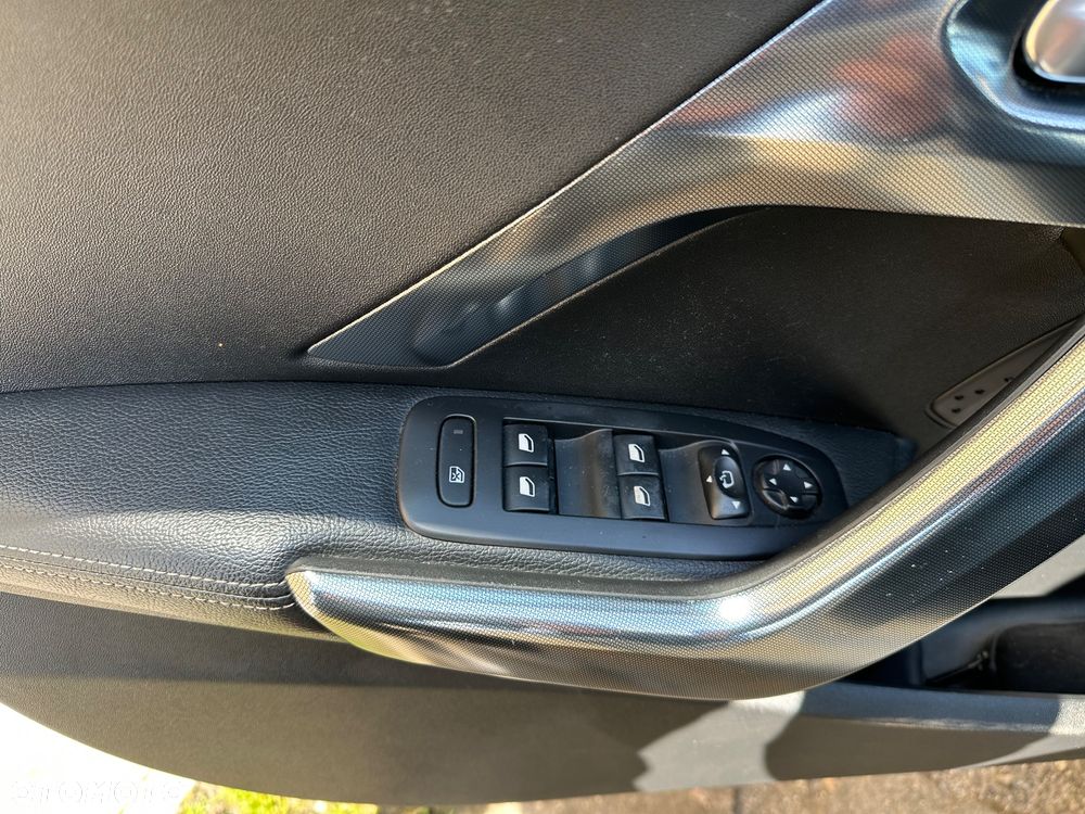 Peugeot 2008 120 VTI Allure - 8