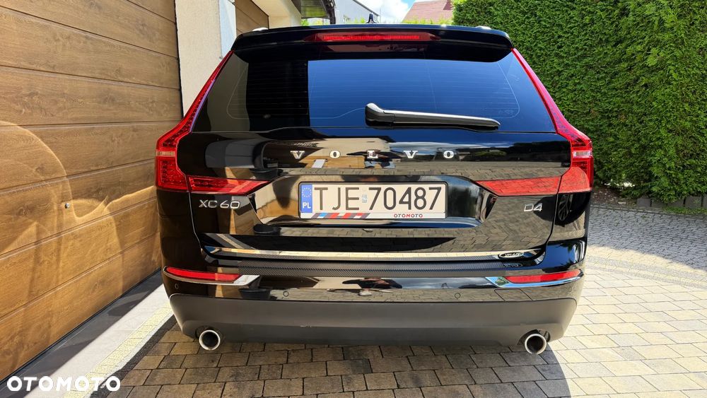 Volvo XC 60 D4 Momentum Pro - 8