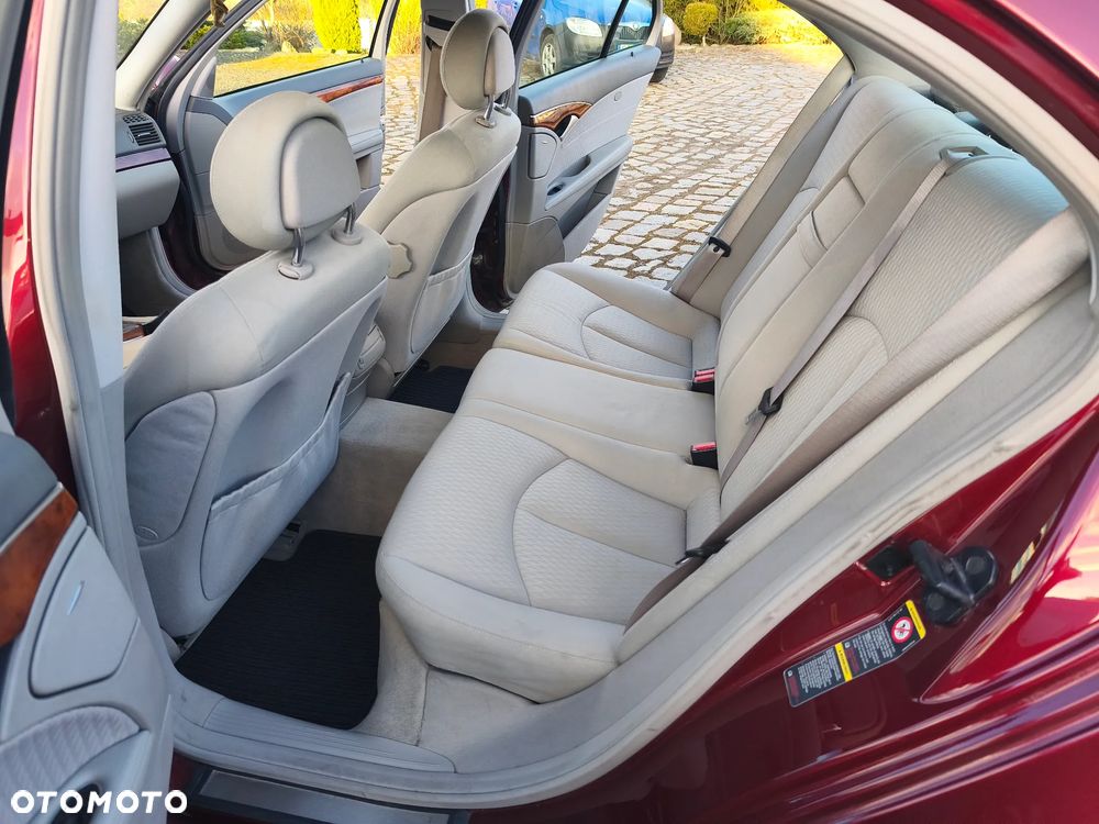 Mercedes-Benz Klasa E - 13