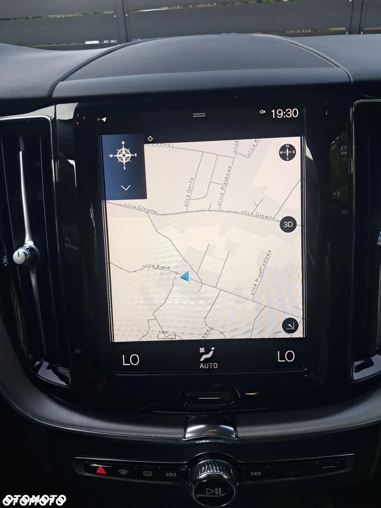 Volvo XC 60 D4 Geartronic Momentum Pro - 18