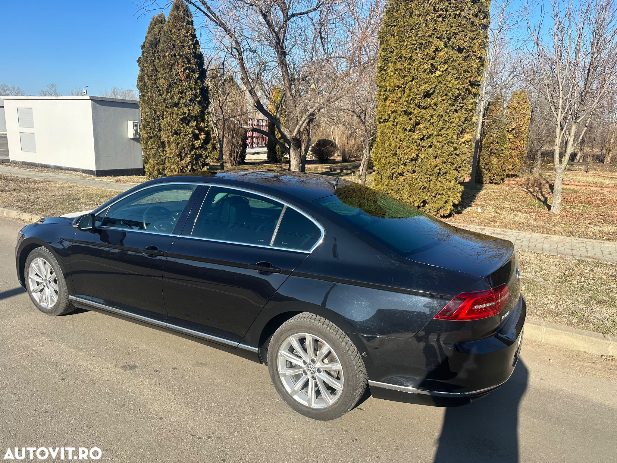 Volkswagen Passat - 5