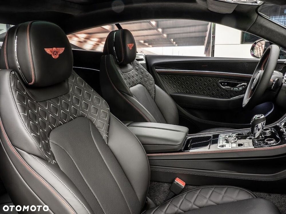 Bentley Continental GT - 5