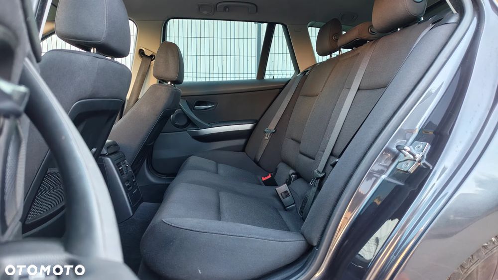 BMW Seria 3 - 8