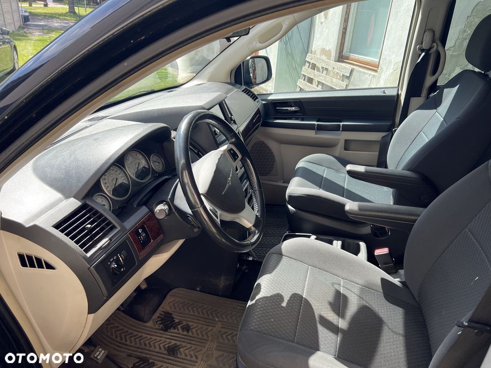 Chrysler Grand Voyager - 7