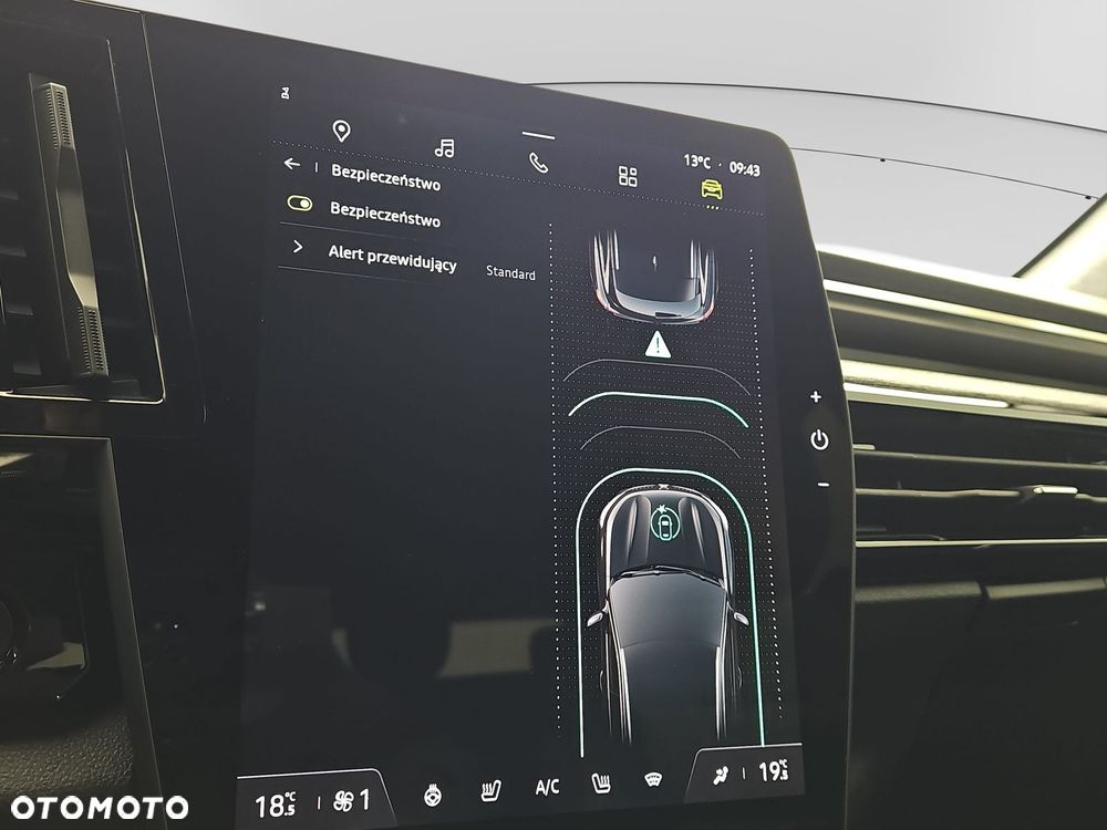 Renault Austral 1.3 TCe mHEV Techno - 30