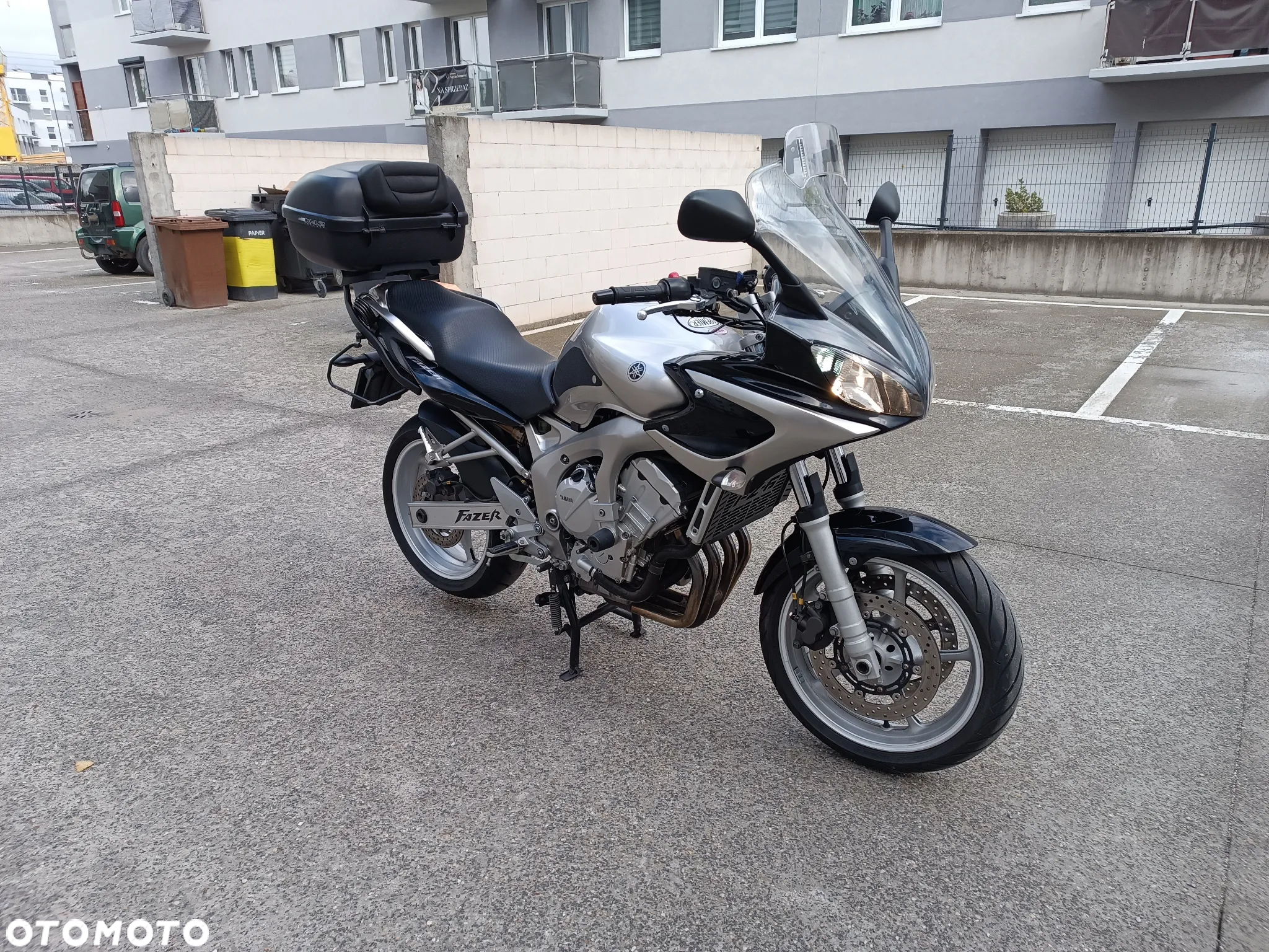 Yamaha FZ6 - 4