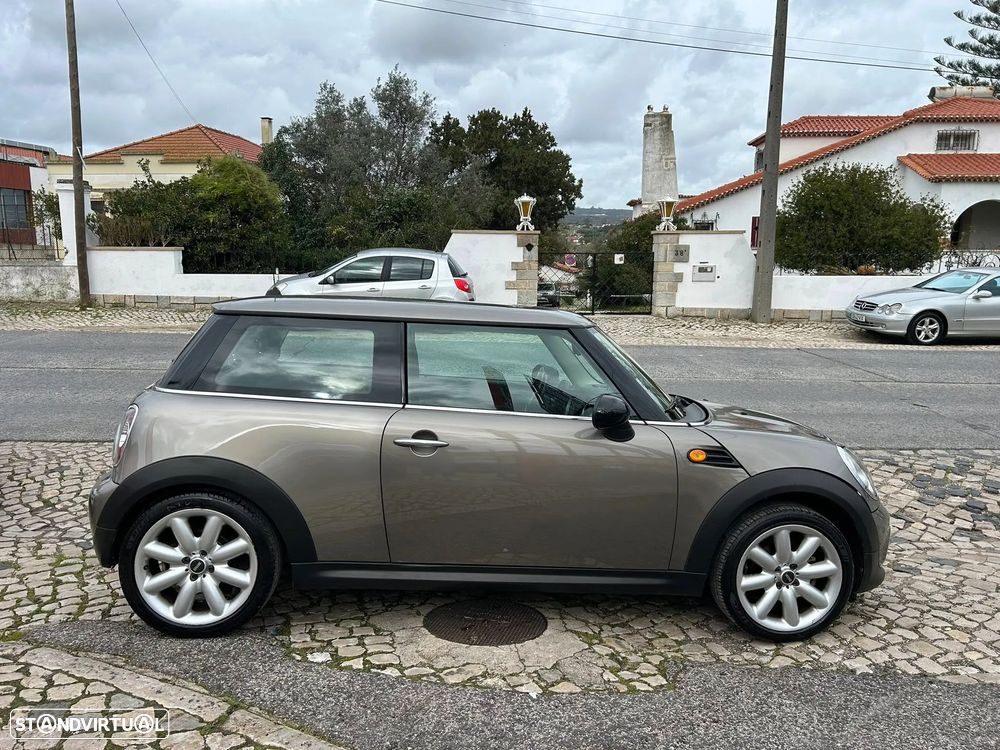 MINI 3 Portas One D - 35