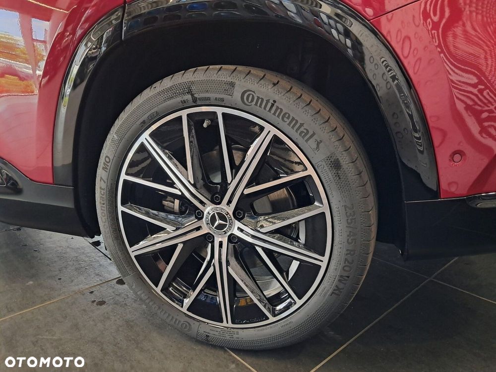 Mercedes-Benz GLB - 20