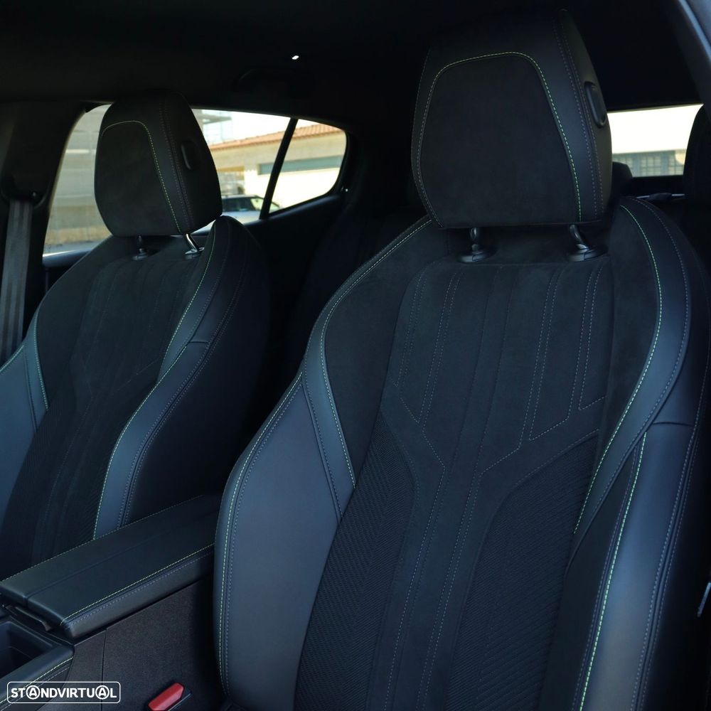 Peugeot 408 1.2 PureTech GT EAT8 - 27