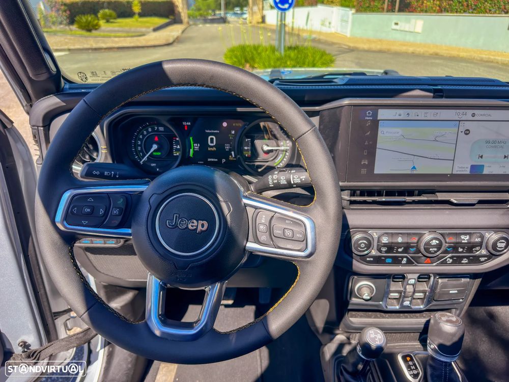 Jeep Wrangler Unlimited - 27